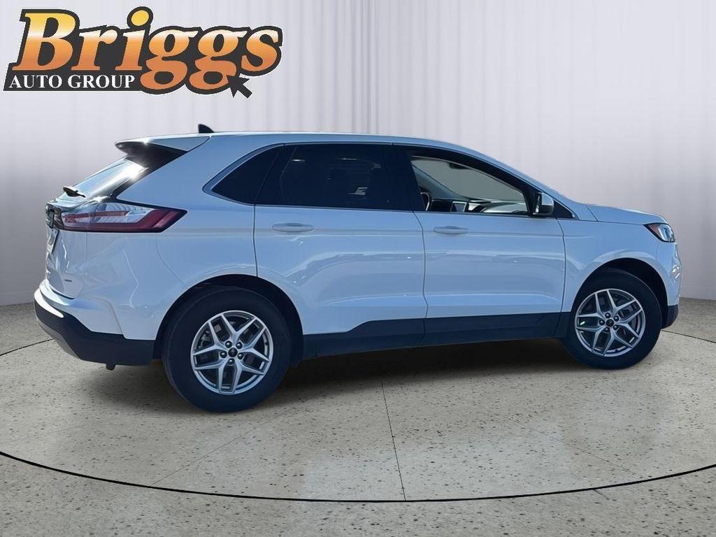 used 2024 Ford Edge car, priced at $25,900
