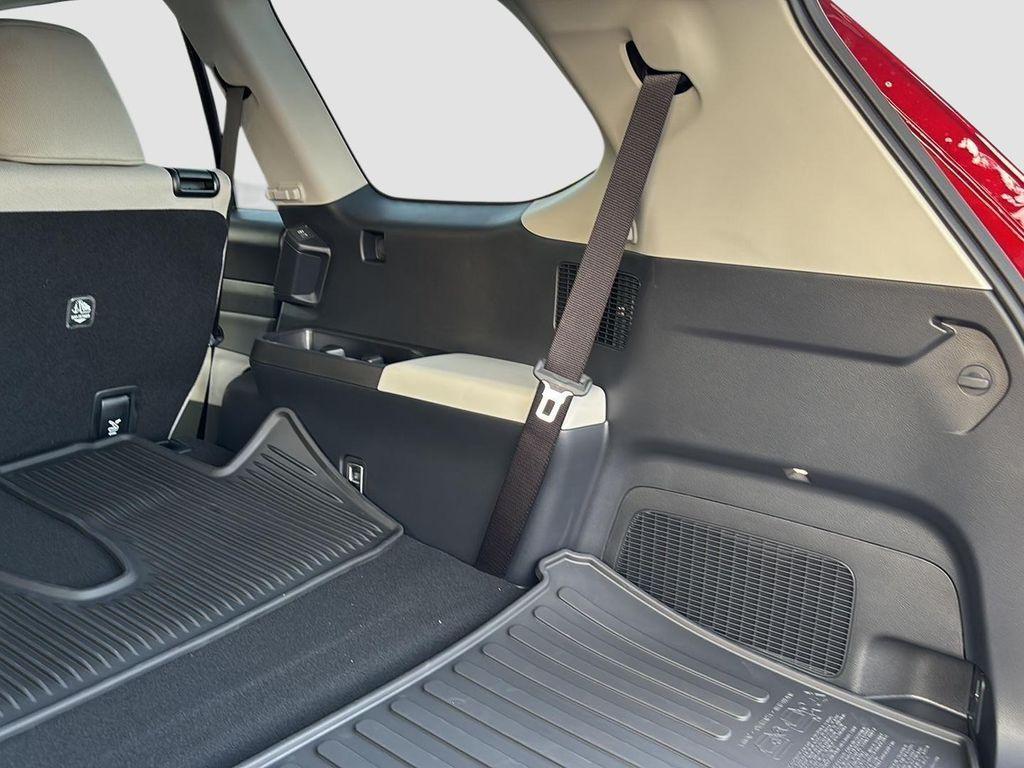 new 2025 Toyota Highlander car, priced at $45,657