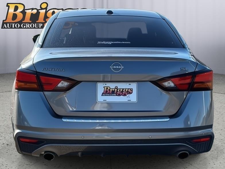 used 2023 Nissan Altima car, priced at $22,900