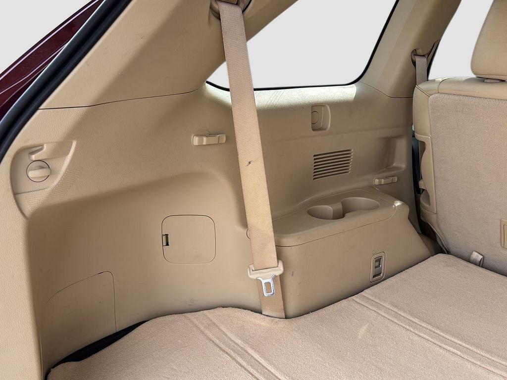 used 2017 Toyota Highlander Hybrid car, priced at $15,500