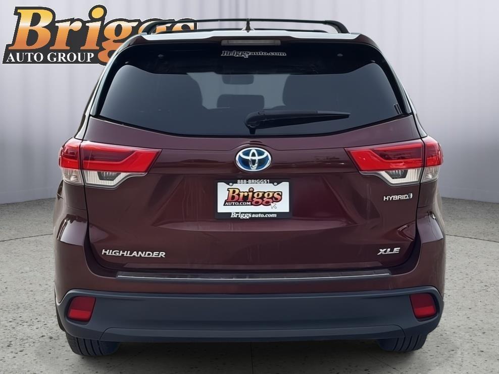 used 2017 Toyota Highlander Hybrid car, priced at $15,500