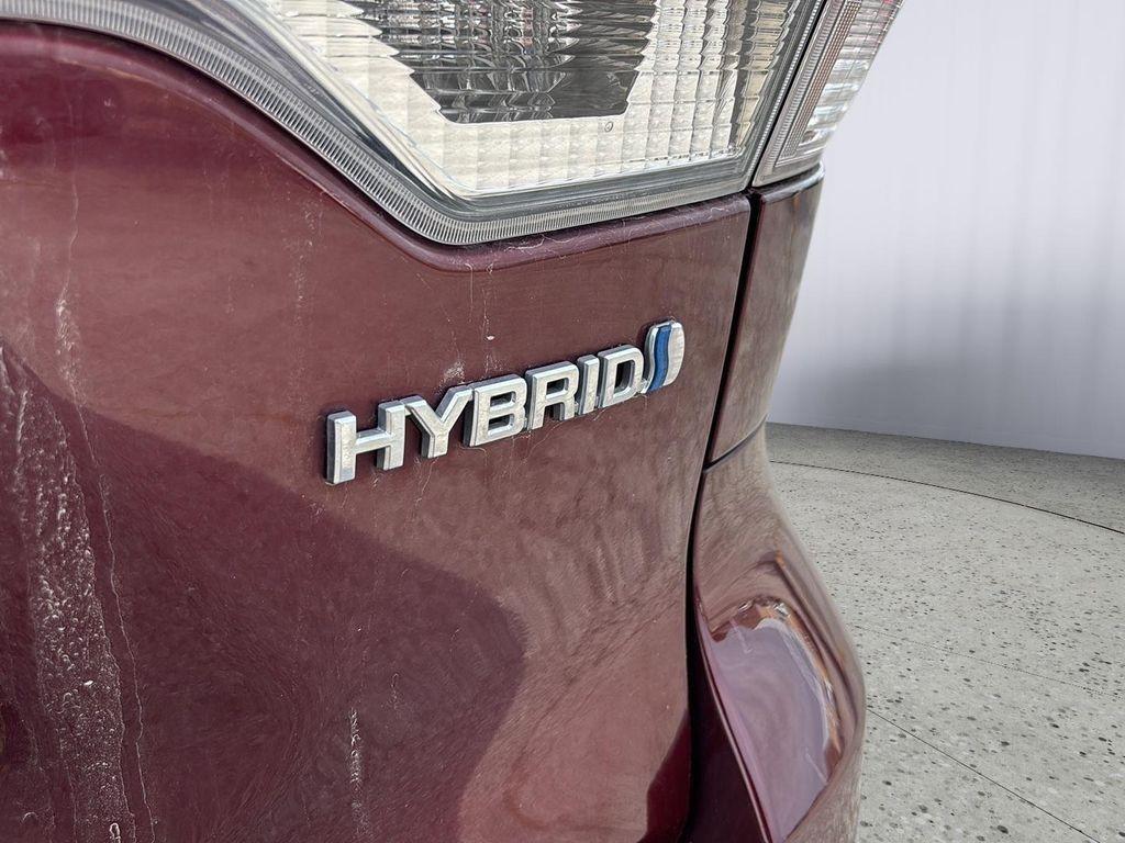 used 2017 Toyota Highlander Hybrid car, priced at $15,500