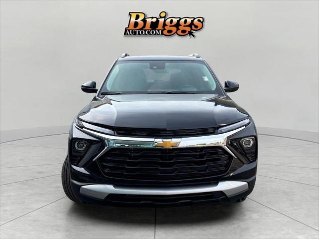 new 2025 Chevrolet TrailBlazer car, priced at $29,500