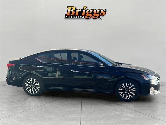 used 2023 Nissan Altima car