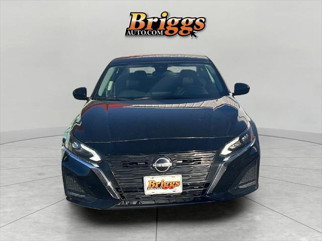 used 2023 Nissan Altima car