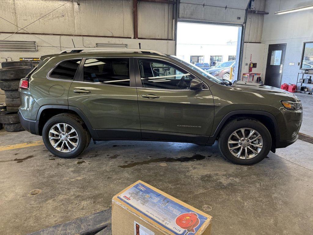 used 2021 Jeep Cherokee car, priced at $22,900