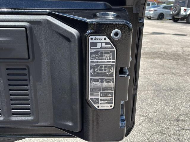 new 2025 Jeep Wrangler car, priced at $47,181