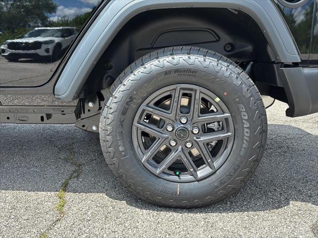 new 2025 Jeep Wrangler car, priced at $47,181