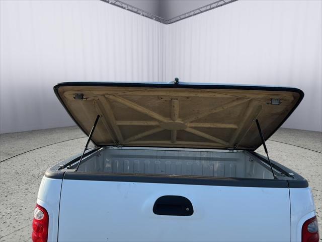 used 2002 Ford F-150 car, priced at $6,900