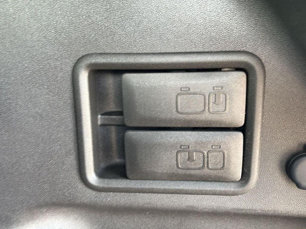 used 2021 Chevrolet Equinox car, priced at $19,500
