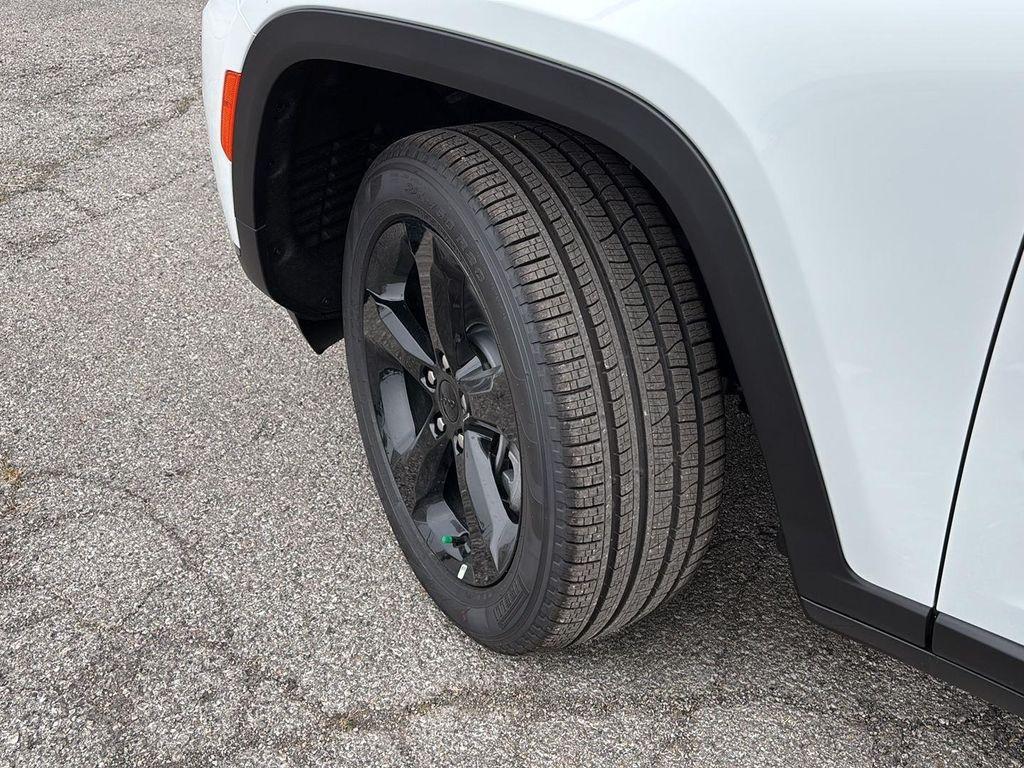 new 2025 Jeep Grand Cherokee L car, priced at $46,400
