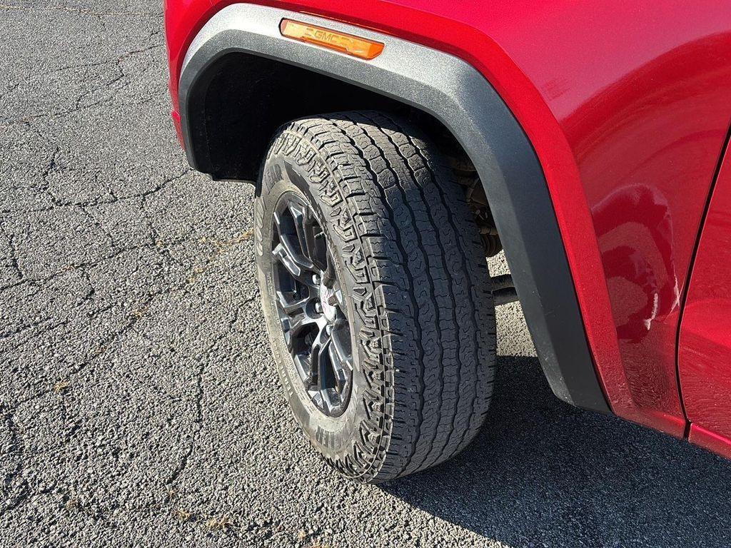 used 2024 GMC Canyon car, priced at $36,900