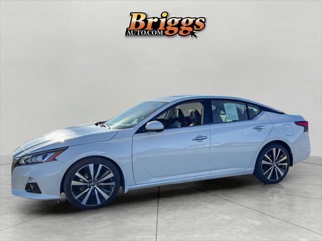 used 2020 Nissan Altima car