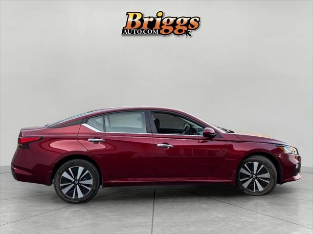 used 2022 Nissan Altima car