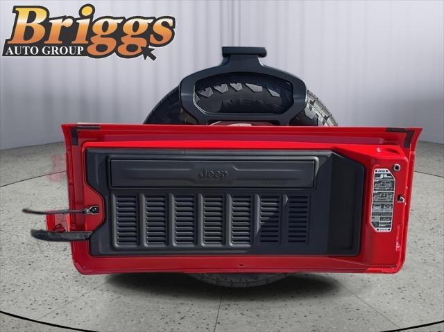 new 2025 Jeep Wrangler car, priced at $47,181