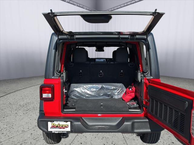 new 2025 Jeep Wrangler car, priced at $47,181