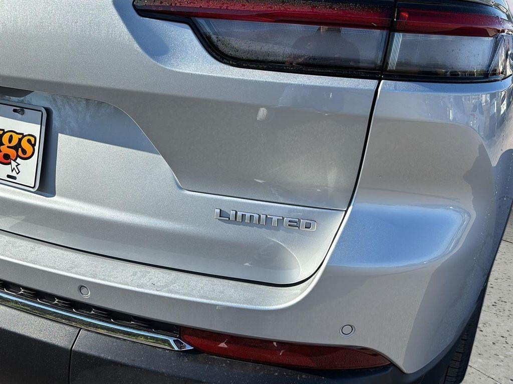 new 2025 Jeep Grand Cherokee L car, priced at $47,490