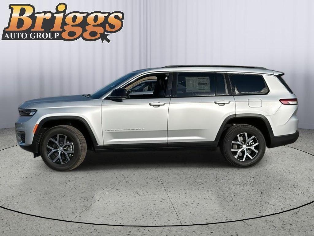 new 2025 Jeep Grand Cherokee L car, priced at $47,490