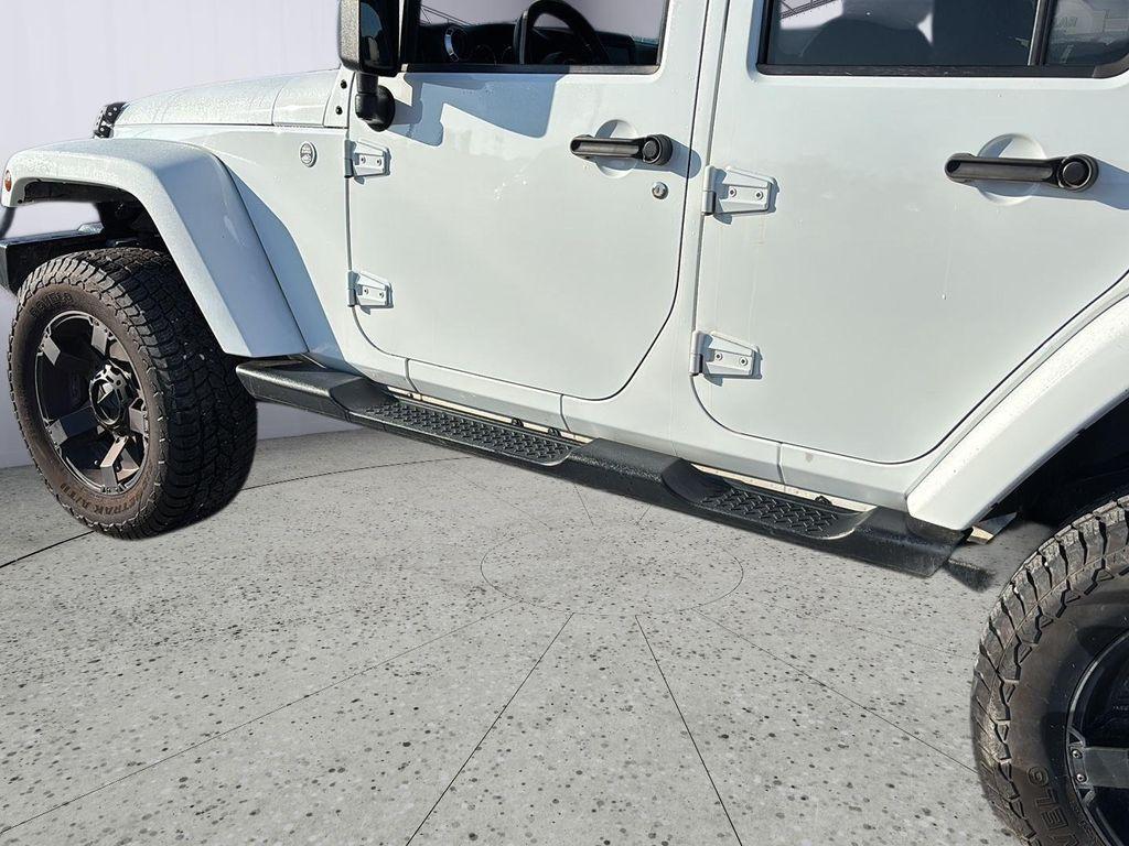 used 2015 Jeep Wrangler Unlimited car, priced at $18,900