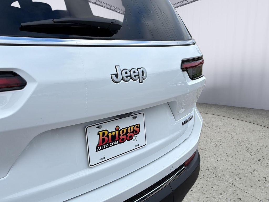 new 2025 Jeep Grand Cherokee L car, priced at $46,395