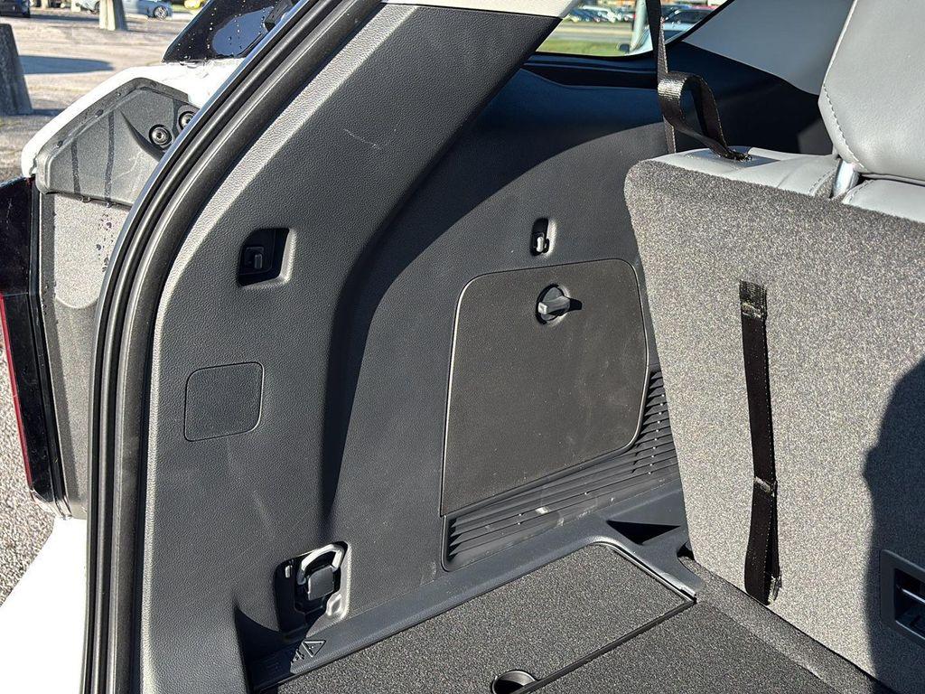 new 2025 Ford Explorer car, priced at $39,500