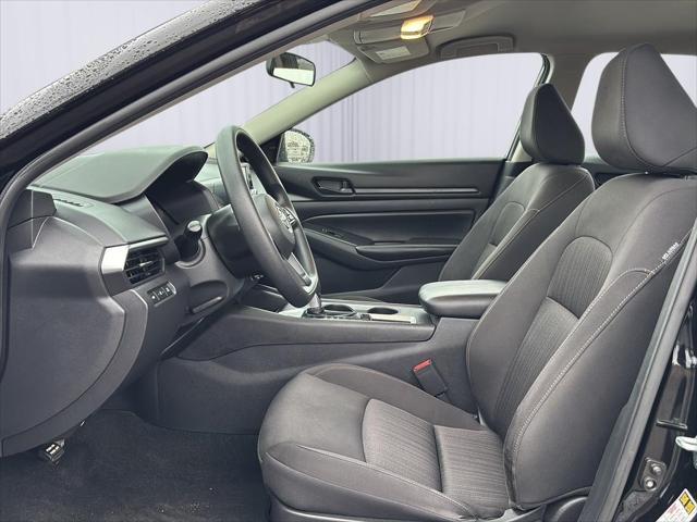 used 2023 Nissan Altima car, priced at $21,900