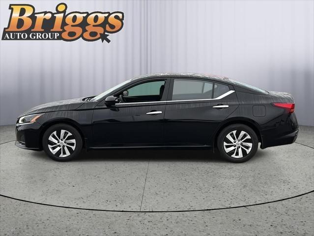 used 2023 Nissan Altima car, priced at $21,900