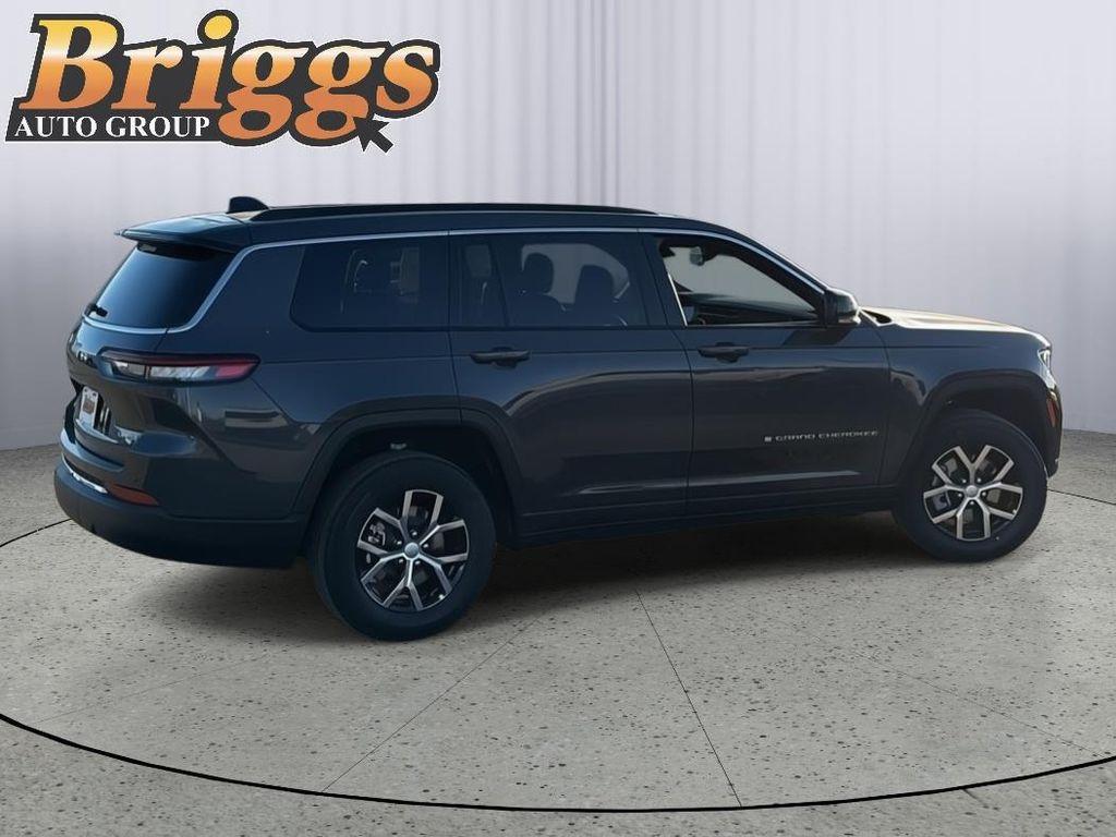 new 2025 Jeep Grand Cherokee L car, priced at $47,490
