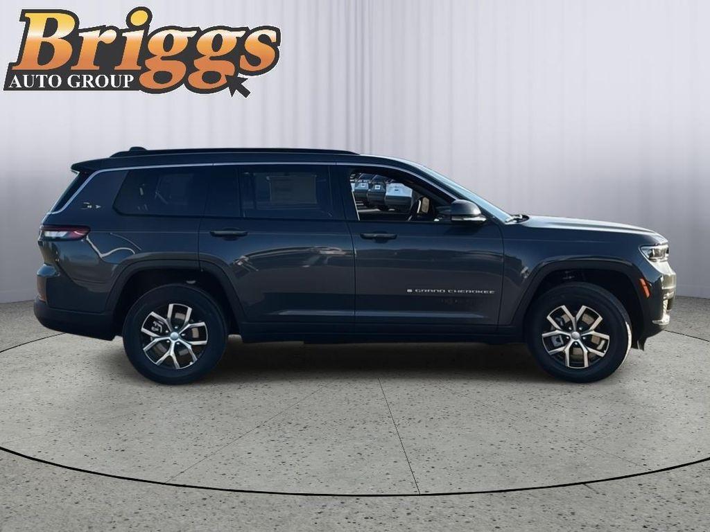 new 2025 Jeep Grand Cherokee L car, priced at $47,490