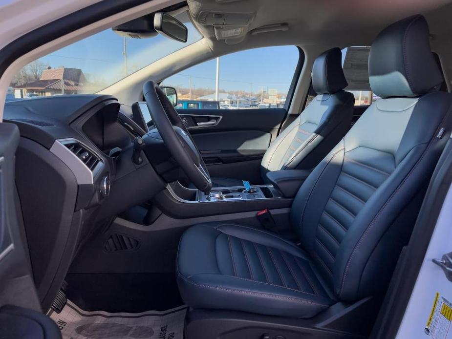 new 2024 Ford Edge car, priced at $39,527