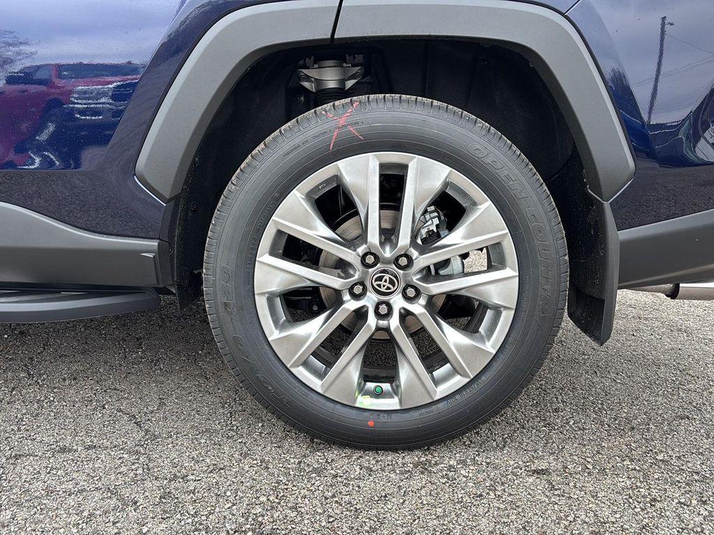 new 2025 Toyota RAV4 car, priced at $40,924