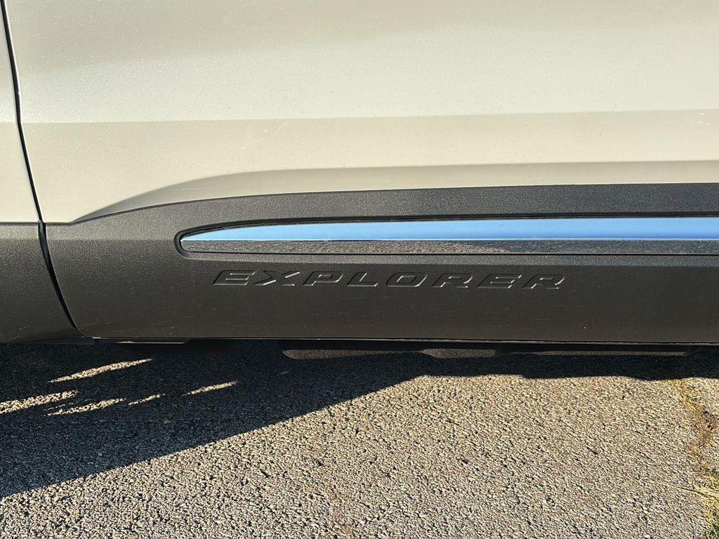 new 2025 Ford Explorer car, priced at $46,605
