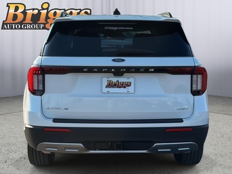 new 2025 Ford Explorer car, priced at $46,605