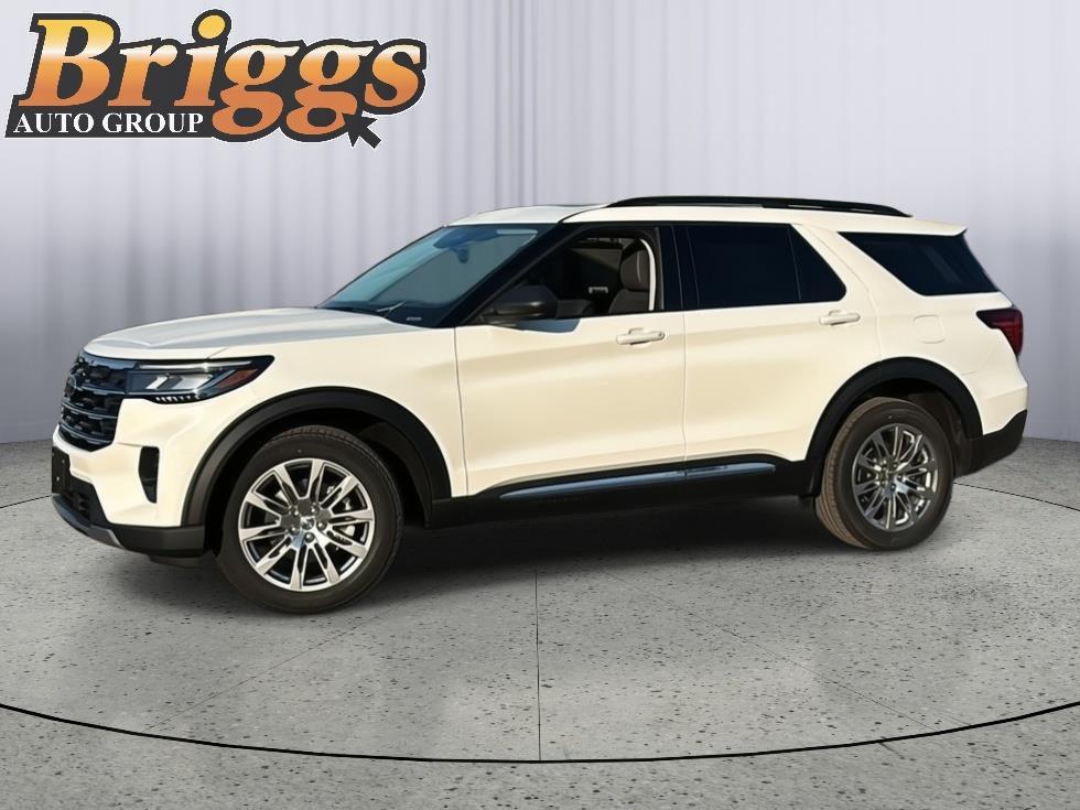 new 2025 Ford Explorer car, priced at $46,605