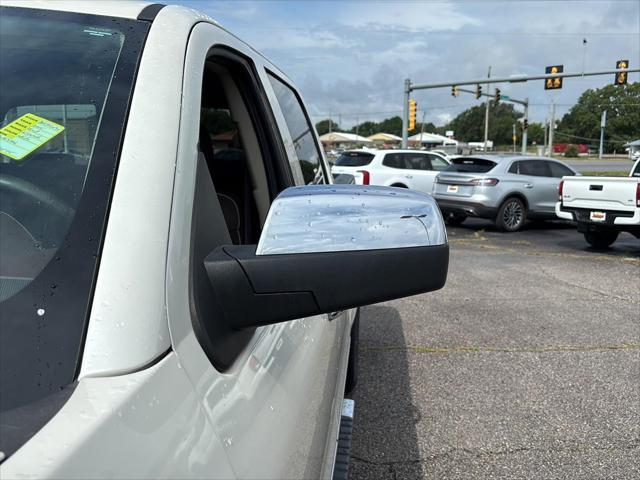 used 2015 Chevrolet Silverado 1500 car, priced at $26,900
