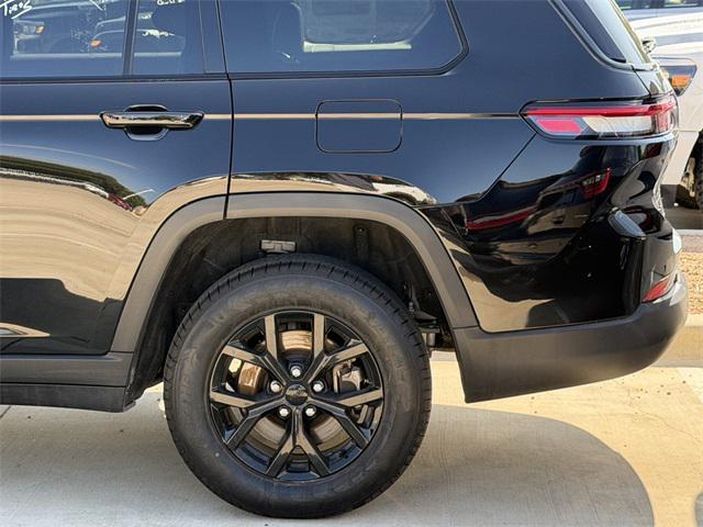 used 2024 Jeep Grand Cherokee L car, priced at $29,127