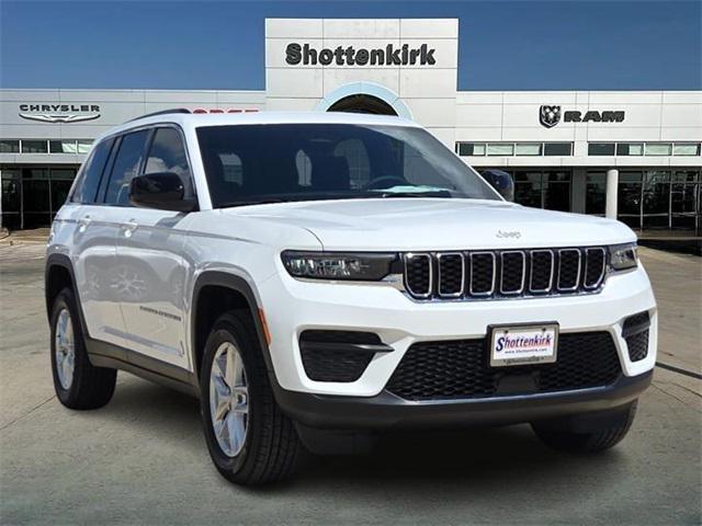 new 2025 Jeep Grand Cherokee car, priced at $37,530
