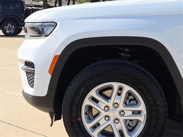 new 2025 Jeep Grand Cherokee car, priced at $32,748