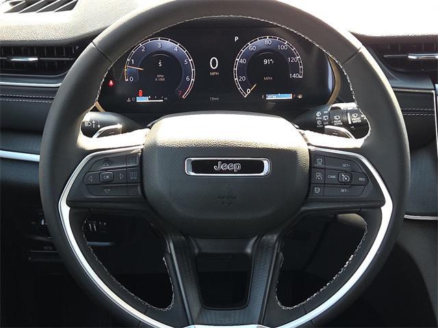 new 2025 Jeep Grand Cherokee car, priced at $32,748