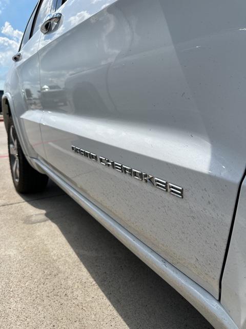 used 2015 Jeep Grand Cherokee car, priced at $10,346