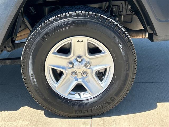 used 2020 Jeep Gladiator car, priced at $23,490
