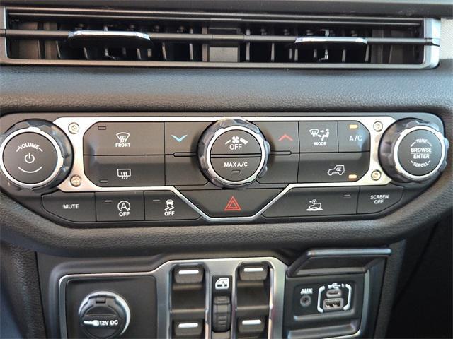 new 2026 Jeep Wrangler car, priced at $40,280