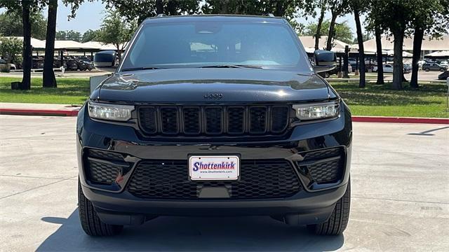 new 2024 Jeep Grand Cherokee car, priced at $39,657