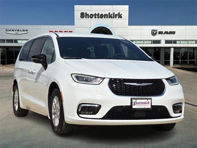 new 2026 Chrysler Pacifica car, priced at $37,600