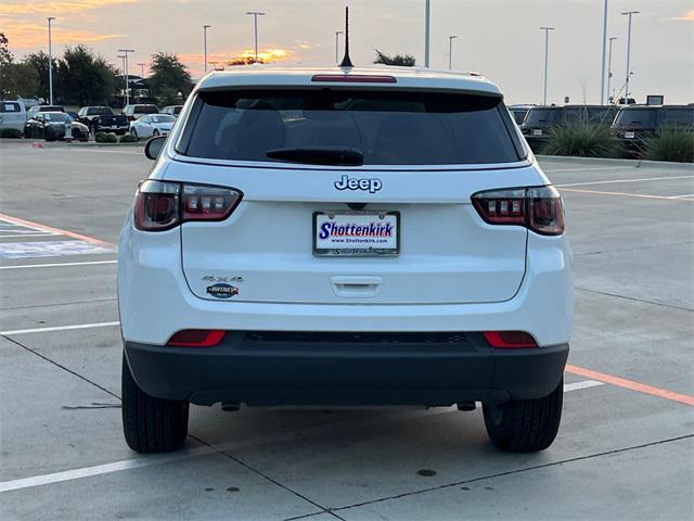 new 2024 Jeep Compass car, priced at $28,335