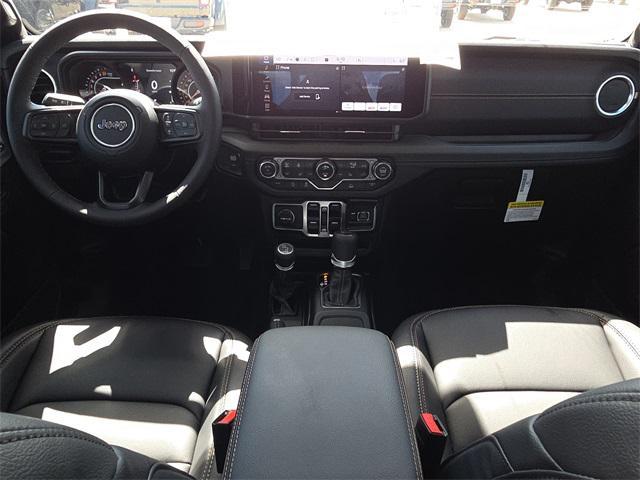 new 2025 Jeep Gladiator car, priced at $39,034