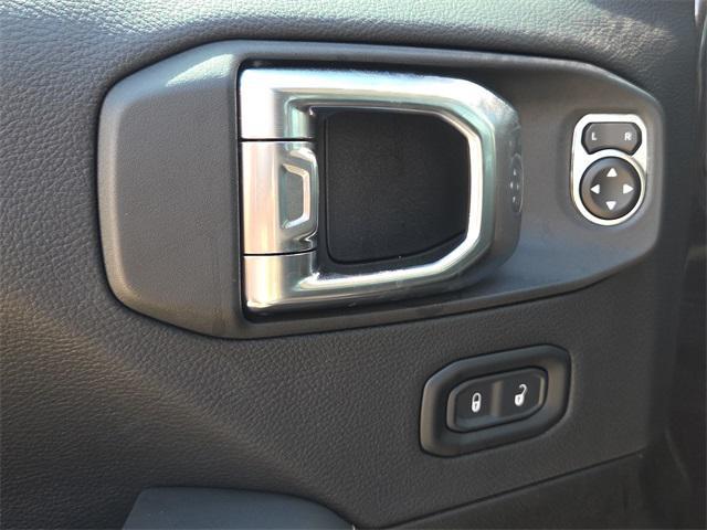 new 2025 Jeep Gladiator car, priced at $39,034