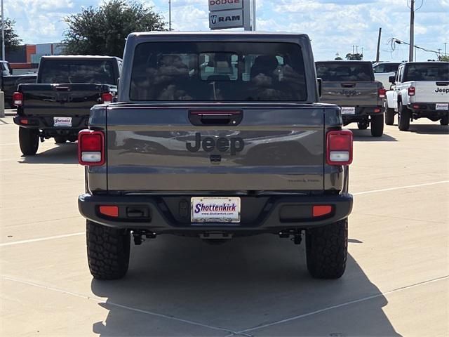 new 2025 Jeep Gladiator car, priced at $39,034