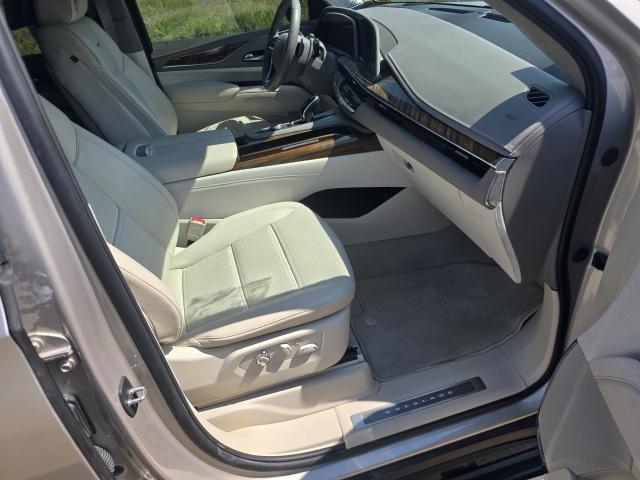 used 2023 Cadillac Escalade car, priced at $85,154