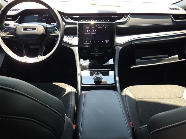 new 2025 Jeep Grand Cherokee car, priced at $42,807
